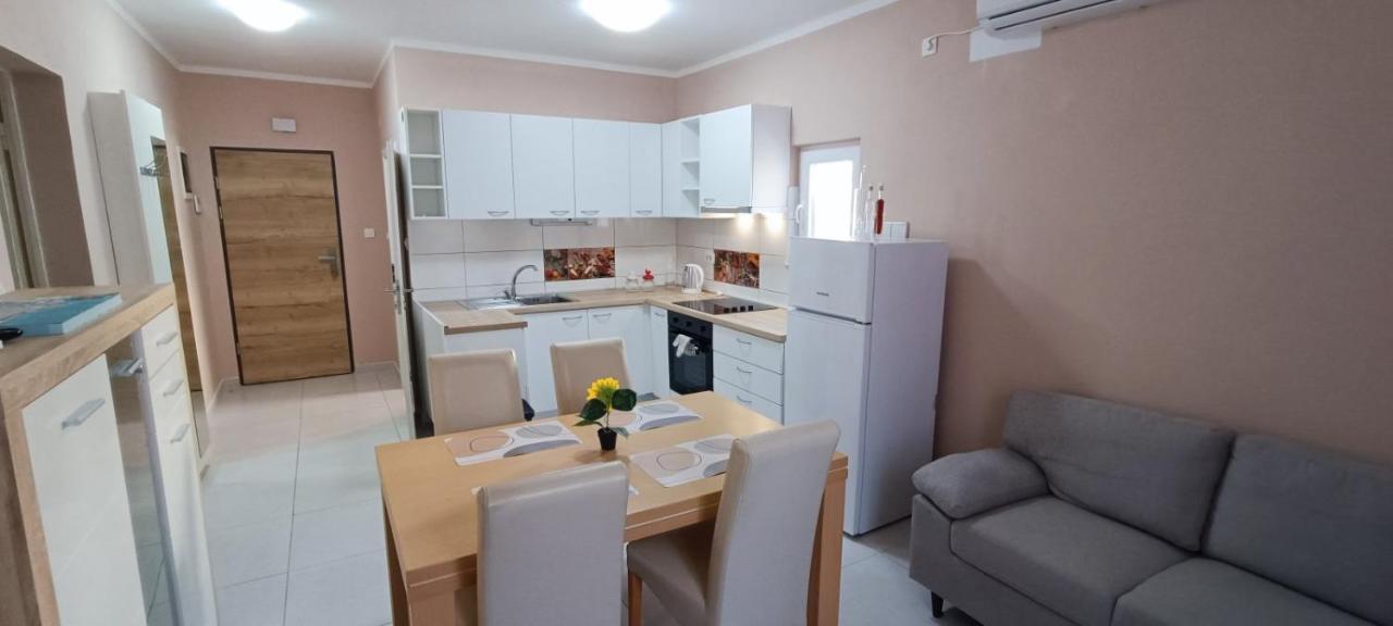 Apartamento Smokva Zadar Exterior foto
