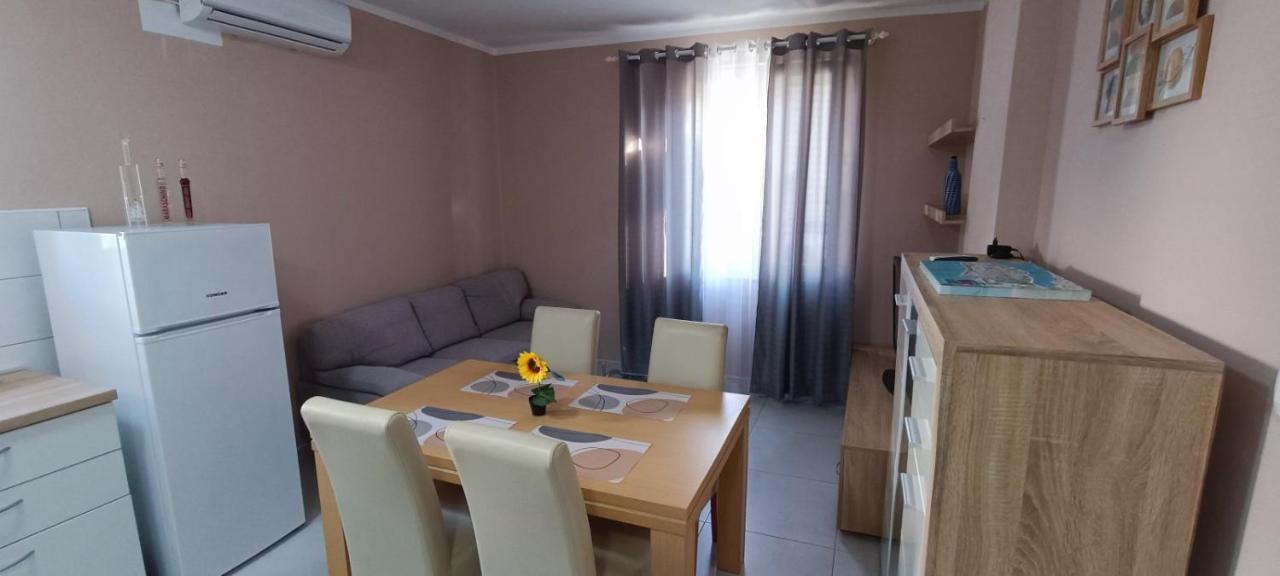 Apartamento Smokva Zadar Exterior foto